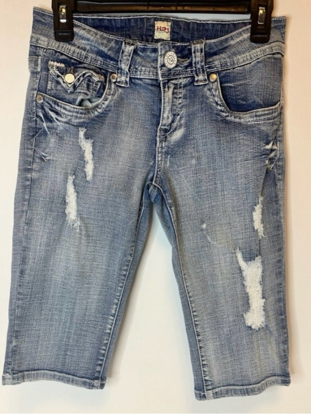 H2J Production Juniors Distressed Denim Capris Size 9/10